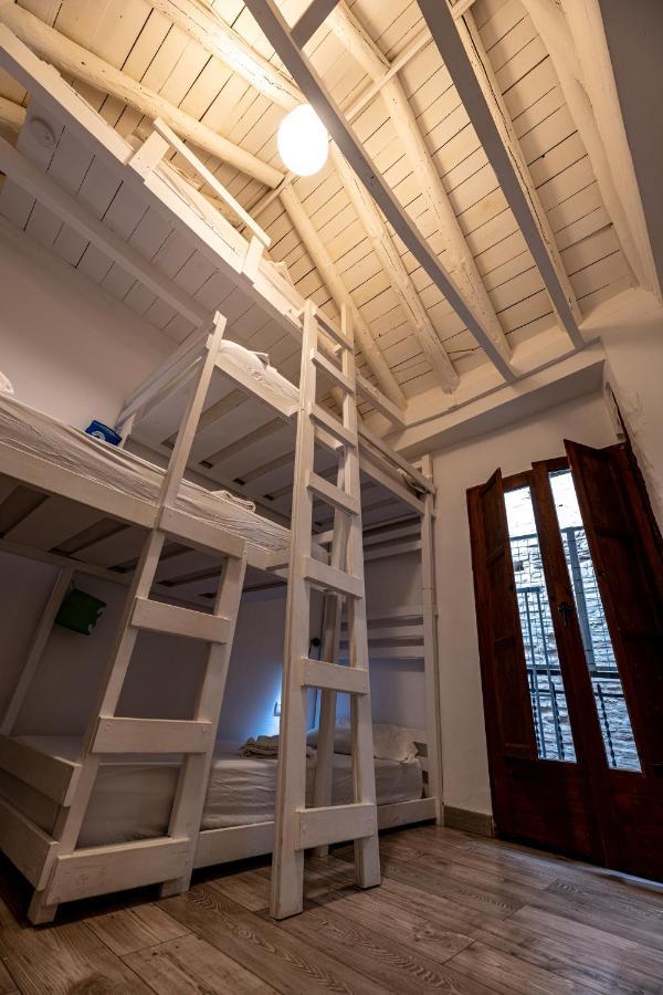 Hostal Amaka House *